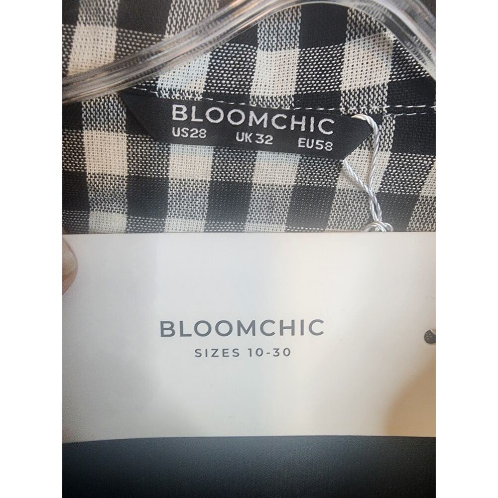 BloomChic Plaid Patchwork Shirt Collar Curved Hem… - image 4